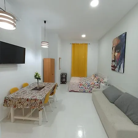 Unique Apartamento *